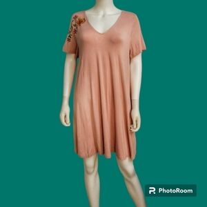 Very J Blush Hungarian Embroidered Pullover Lounge Dress